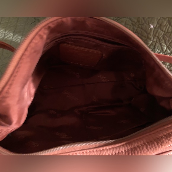 Fossil Shoulder Bag and Wallet Bundle - Picture 4 of 9